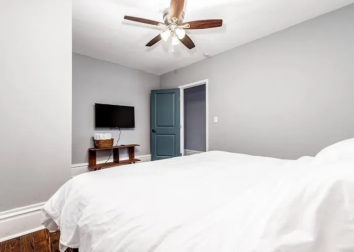 Home 4/ King Beds - Large Garage By Staystlouis